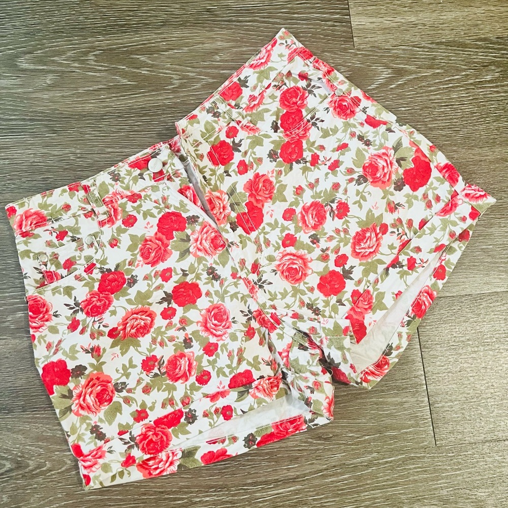 Floral Women's Shorts